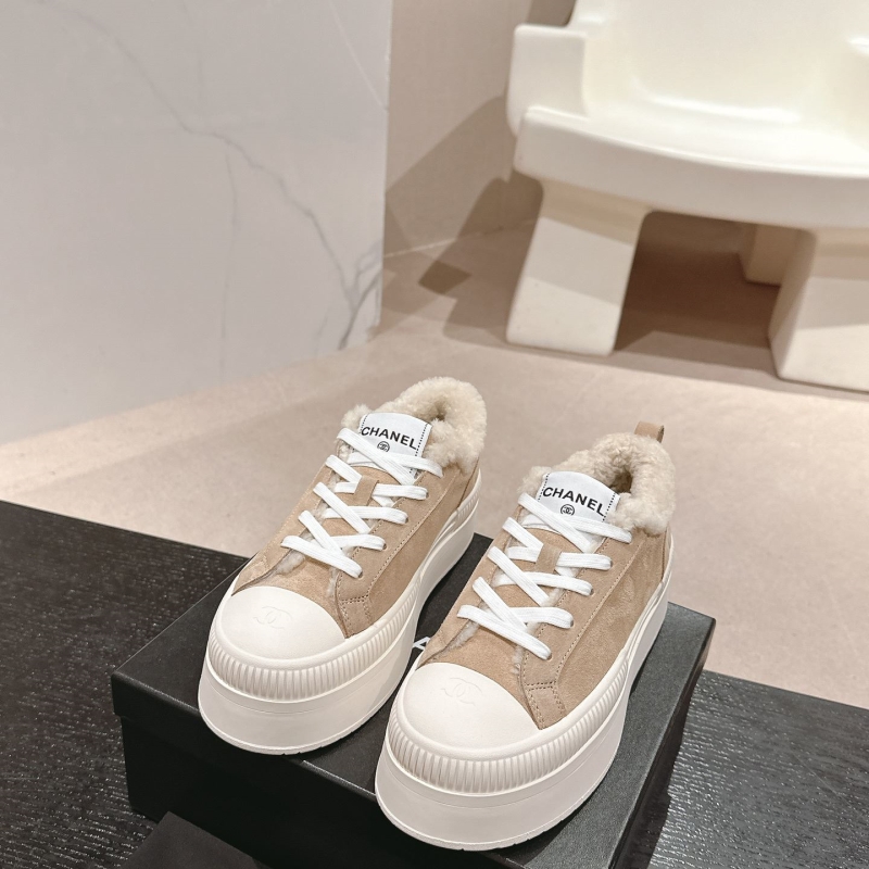 Ch**el sport shoes